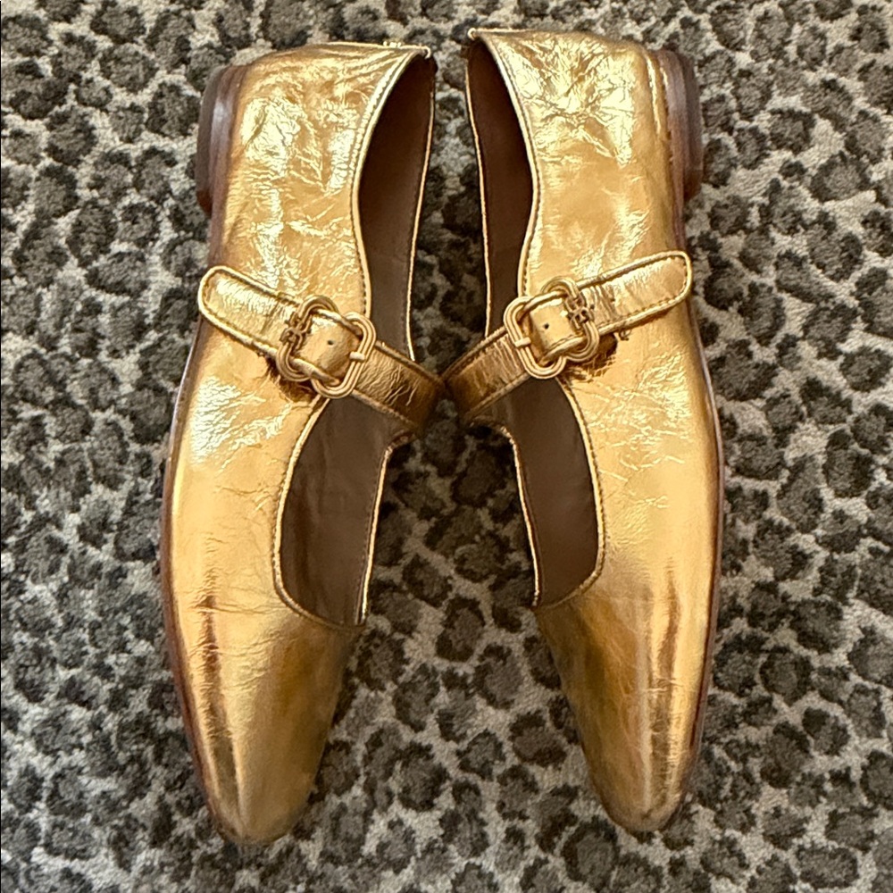 Sam Edelman Gold MICHAELA MARY JANE FLAT
Medallion Gold Leather womens size 9! - Picture 7 of 15